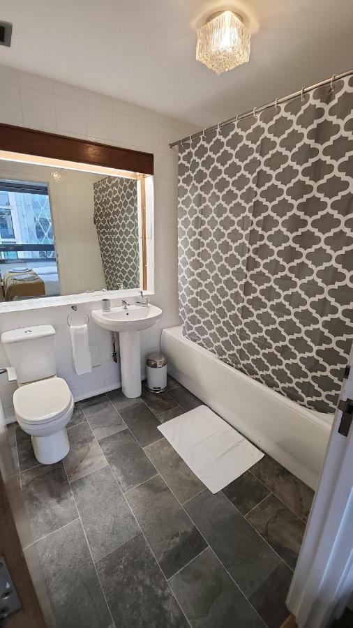 Top Floor Room In Baker St Londyn Zewnętrze zdjęcie