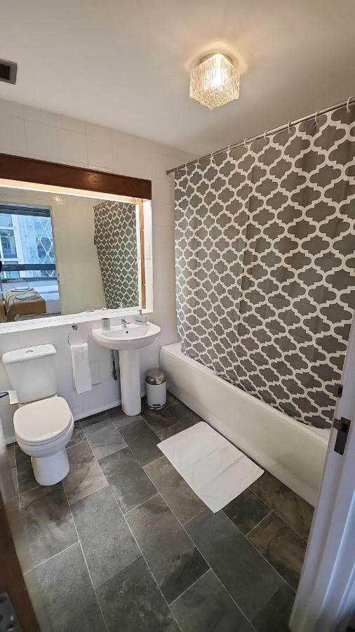 Top Floor Room In Baker St Londyn Zewnętrze zdjęcie