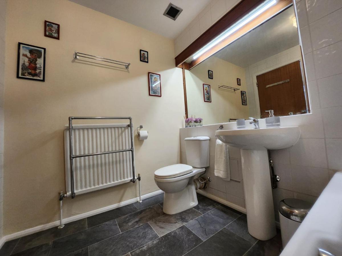 Top Floor Room In Baker St Londyn Zewnętrze zdjęcie